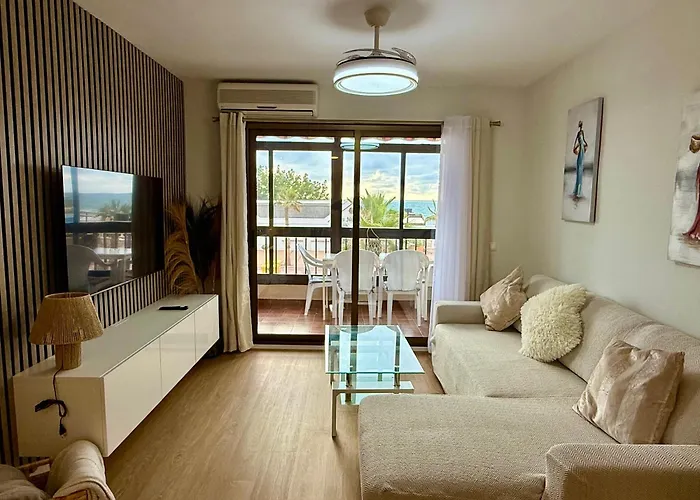 Apartamento En Primera Linea De Playa Con Terraza En Los Boliches, Atardeceres De Fuengirola *